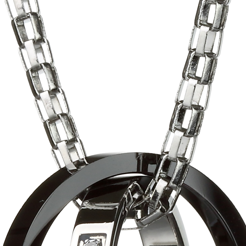 Benefits of wearing ceramic jewelry