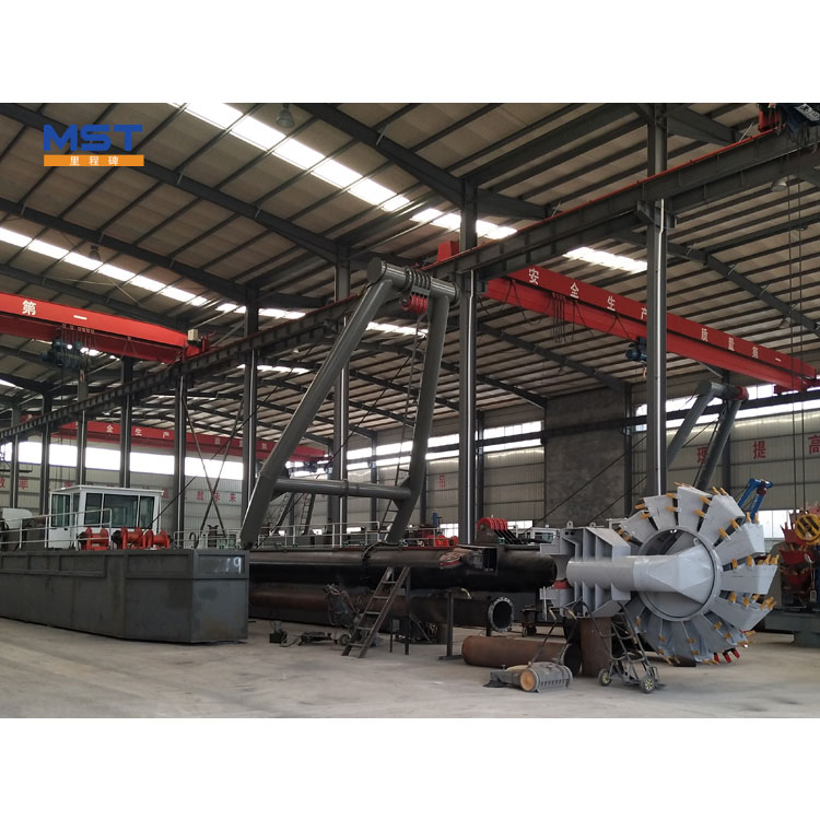 Safeguarding Success: Essential Safety Precautions for Operating Trailing Suction Bucket Chain Dredgers in Gold Mining Operations